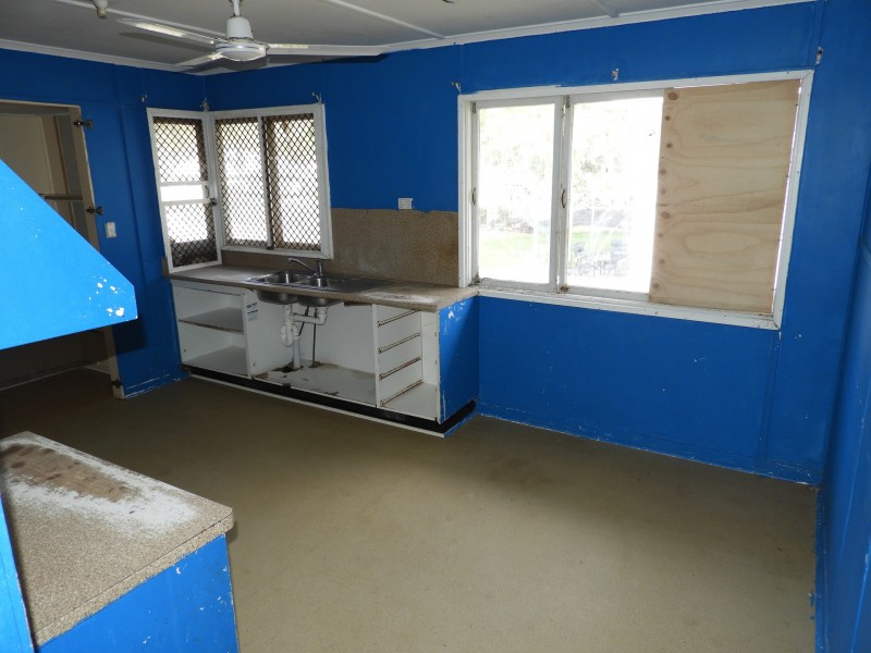 8 Powell Street, Wulguru QLD 4811