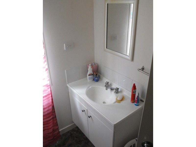 106 Miles Avenue, Kelso QLD 4815