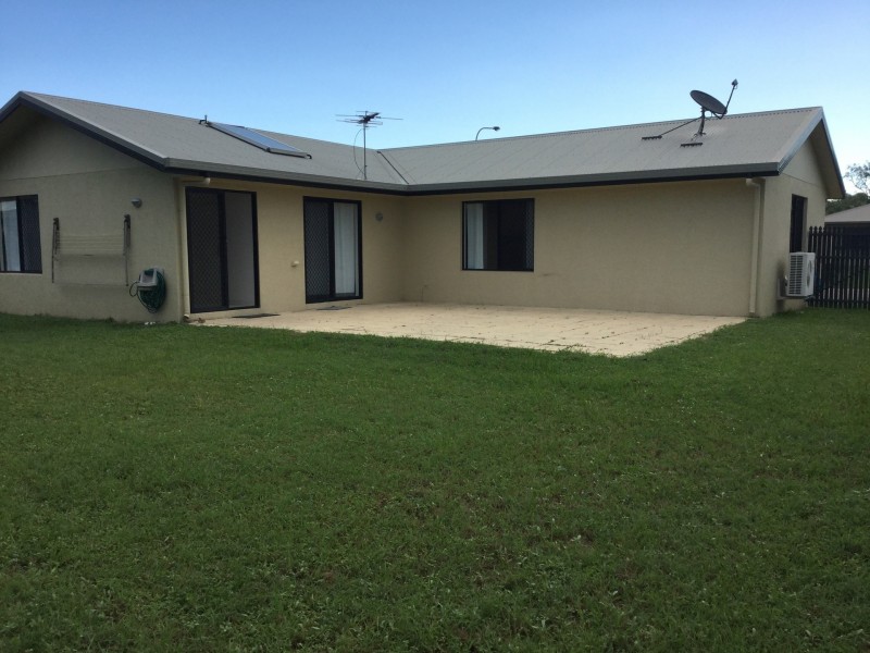 18 Firetail Pocket, Kelso QLD 4815