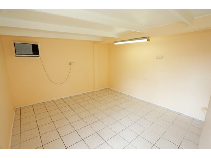 24 Kelvin Street, Wulguru QLD 4811