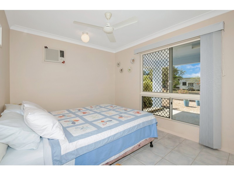 13 Sunderland Street, Garbutt QLD 4814