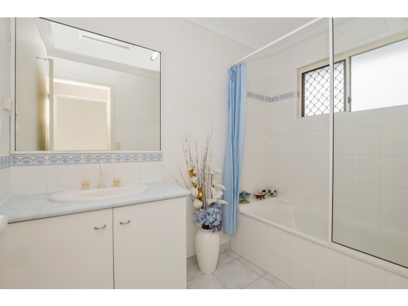 13 Sunderland Street, Garbutt QLD 4814