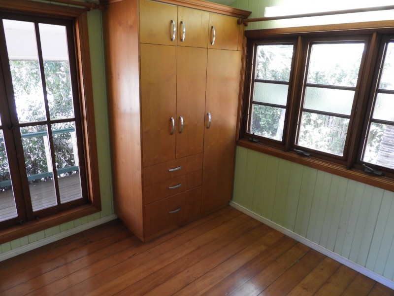 22 Sherriff Street, Hermit Park QLD 4812