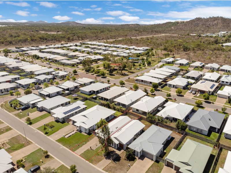 33 Gadsden Loop, Mount Louisa QLD 4814