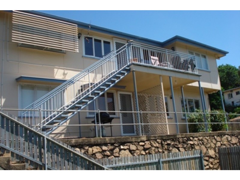 2/24 Hale Street, North Ward QLD 4810