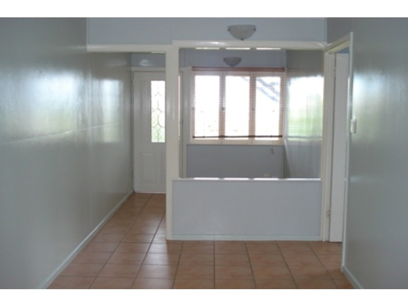 2/24 Hale Street, North Ward QLD 4810