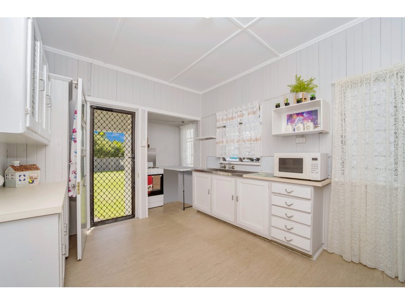 77 Halifax Street, Garbutt QLD 4814