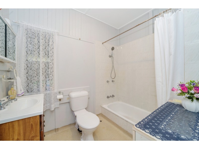 77 Halifax Street, Garbutt QLD 4814