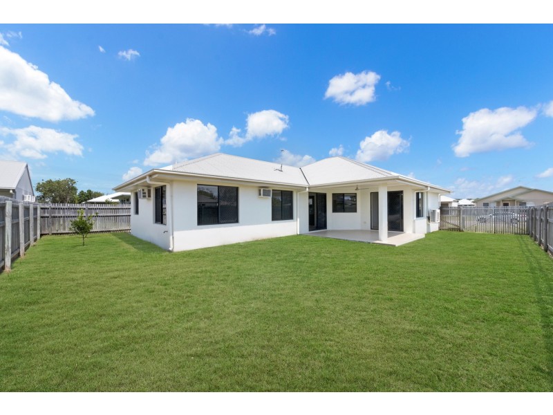 6 Nova Street, Mount Low QLD 4818