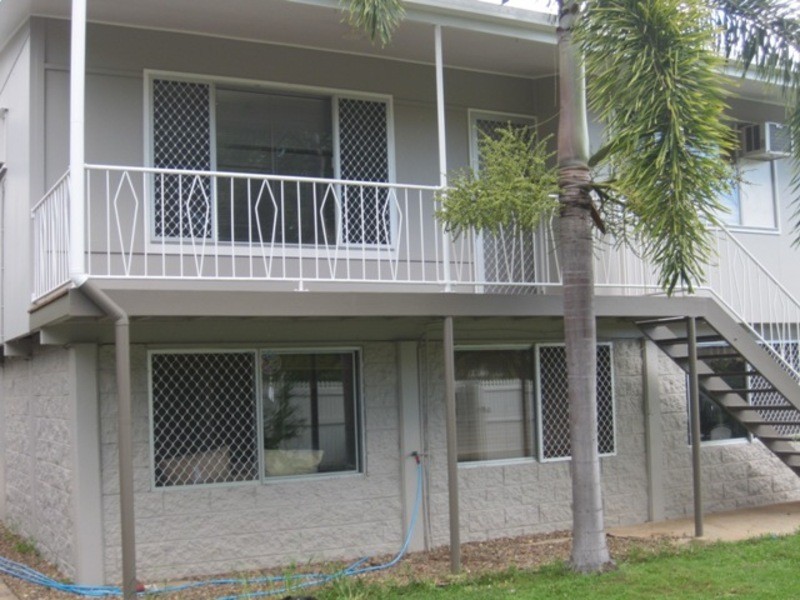 10 Tilanus Street, Heatley QLD 4814