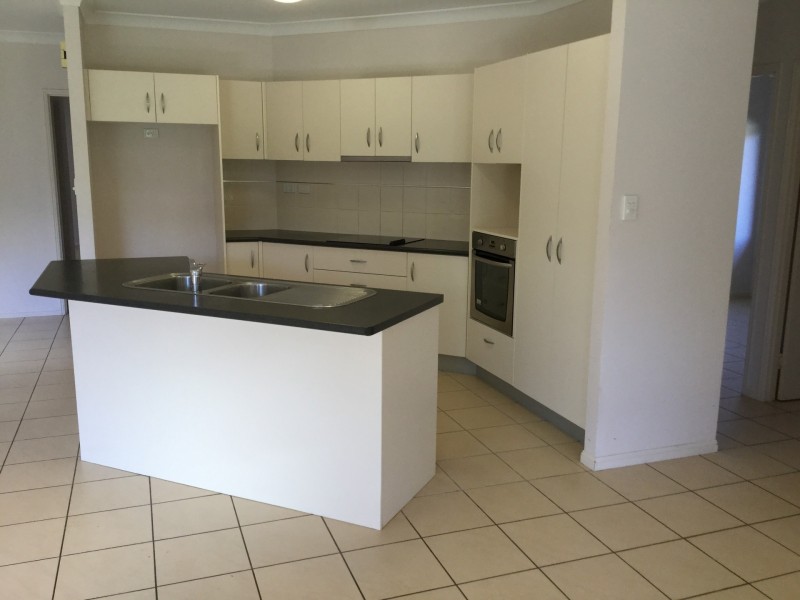 21 Sheerwater Parade, Douglas QLD 4814