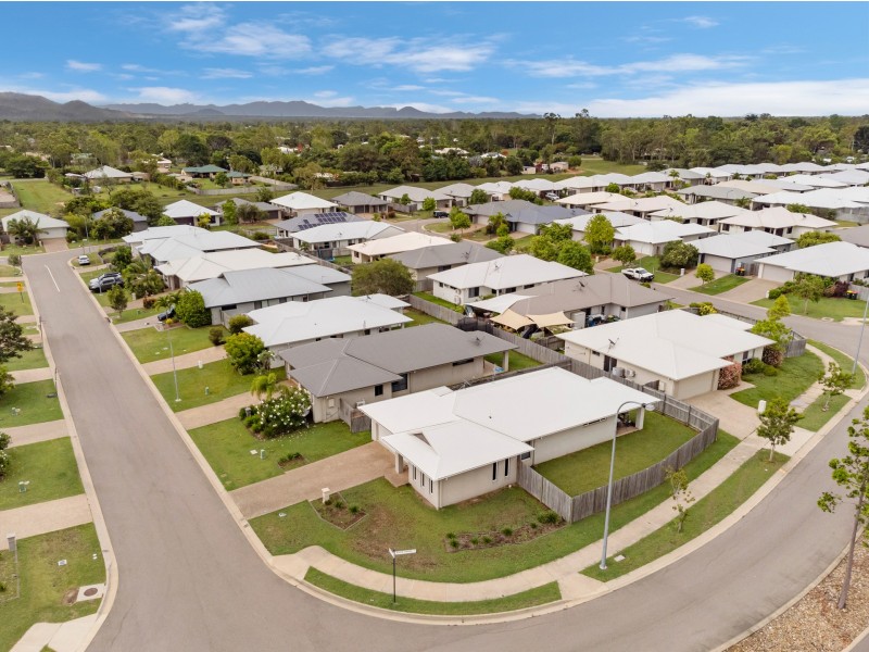 63 Yass Circuit, Kelso QLD 4815