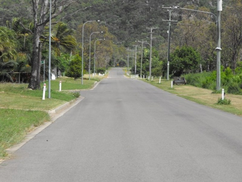 90 Gifford Street, Horseshoe Bay QLD 4819