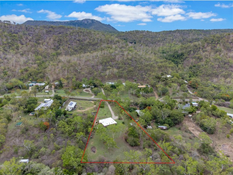 54 Mount Elliott Drive, Alligator Creek QLD 4816