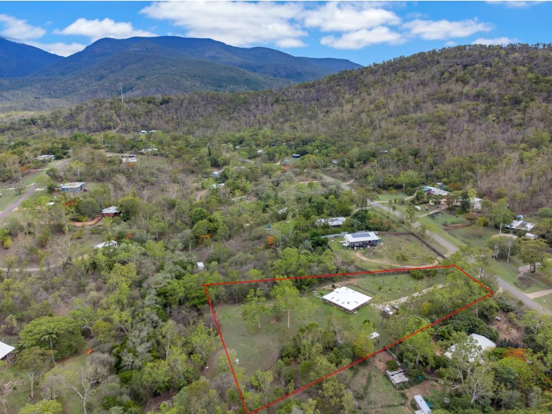 54 Mount Elliott Drive, Alligator Creek QLD 4816