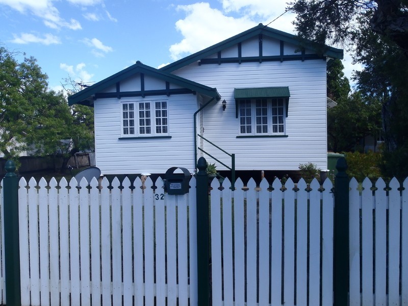 32 Granville Street, Pimlico QLD 4812