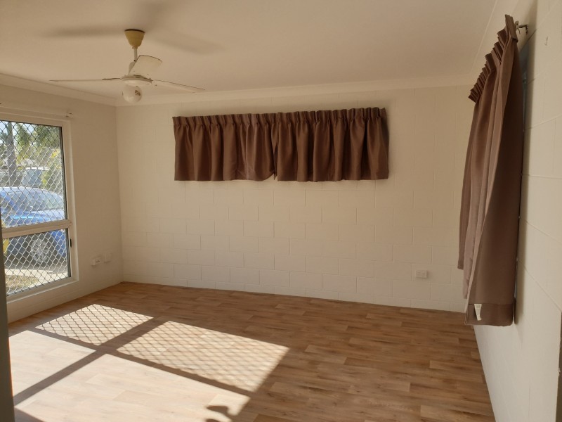 31 Barnett Street, Mount Louisa QLD 4814