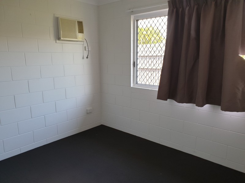 31 Barnett Street, Mount Louisa QLD 4814