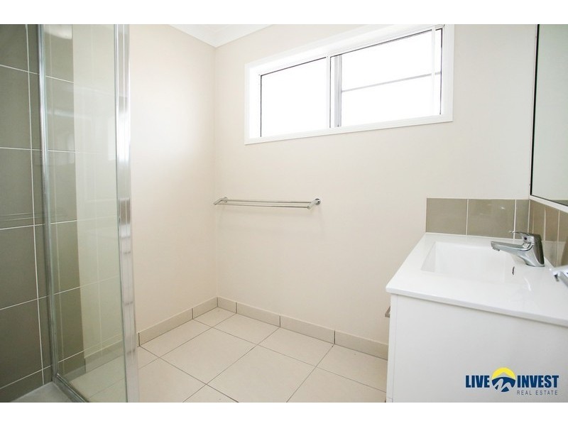 4/15 Lowth Street, Rosslea QLD 4812