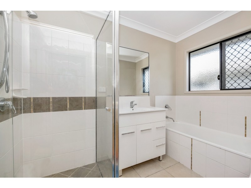 6 Gadsden Loop, Mount Louisa QLD 4814