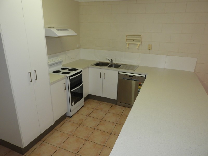 3/77 Queens Road, Hermit Park QLD 4812