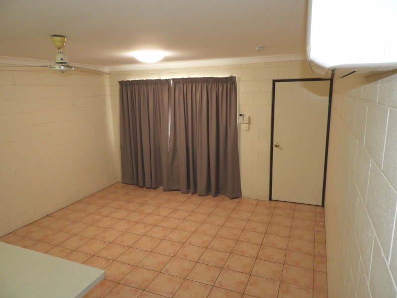 3/77 Queens Road, Hermit Park QLD 4812