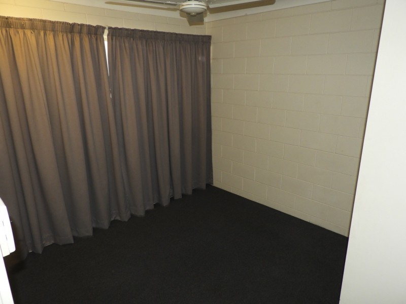 3/77 Queens Road, Hermit Park QLD 4812