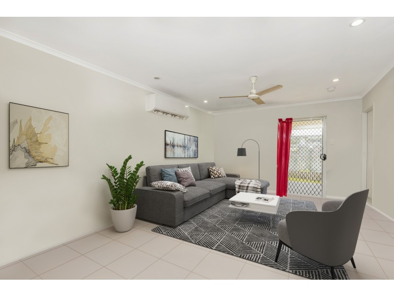 5 Yass Circuit, Kelso QLD 4815