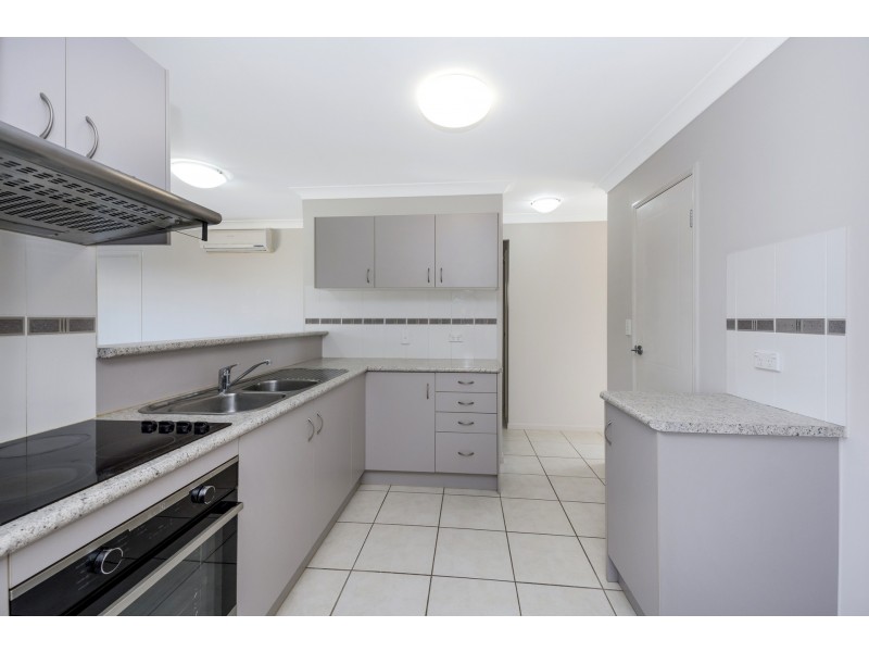 18 Firetail Pocket, Kelso QLD 4815