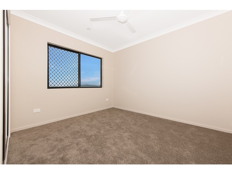 2/15 Mont Blanc Place, Mount Louisa QLD 4814