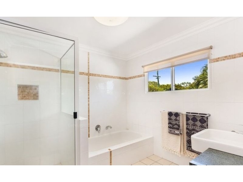 4 Kalinya Court, Cranbrook QLD 4814
