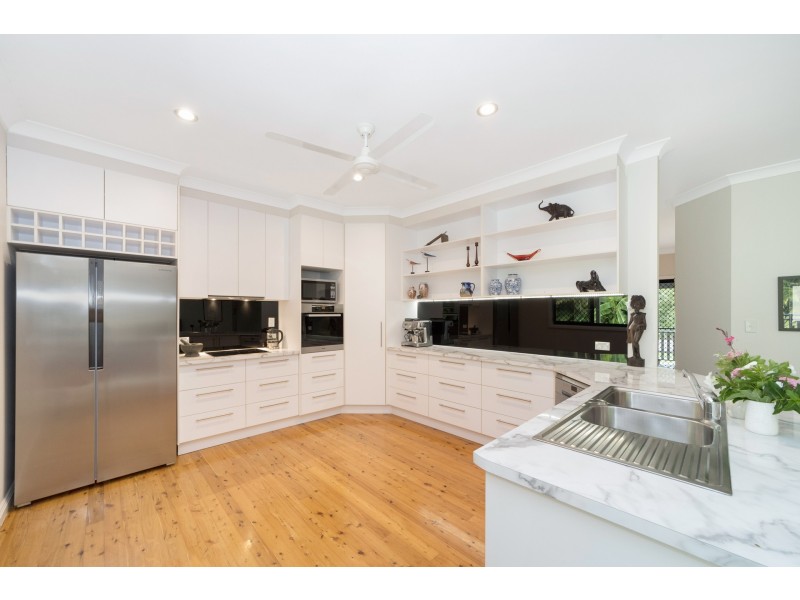 1 Lores Court, Jensen QLD 4818