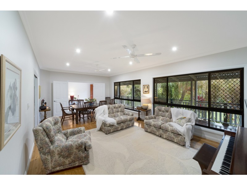 1 Lores Court, Jensen QLD 4818