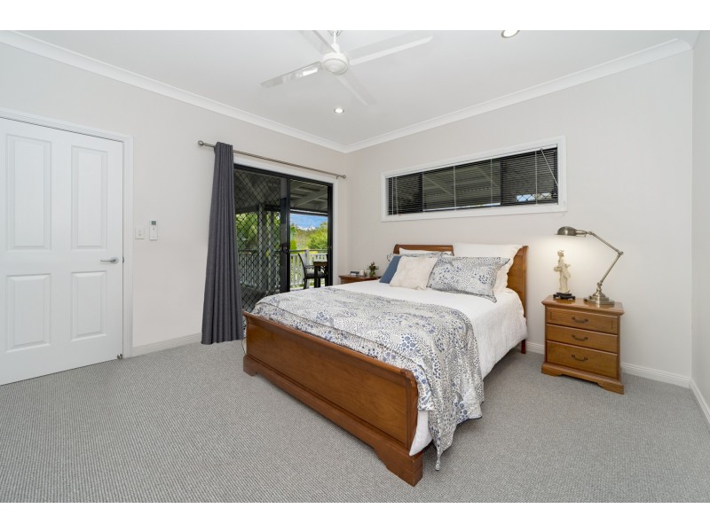 1 Lores Court, Jensen QLD 4818