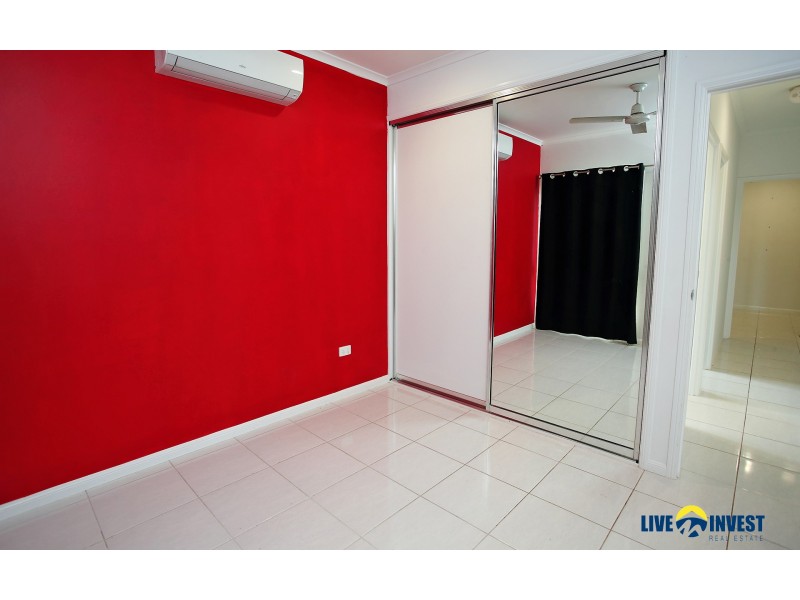 10 Fremont Street, Mount Low QLD 4818