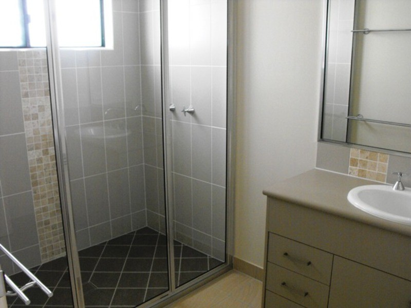 2/1 Claret Close, Condon QLD 4815