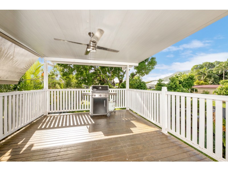 20 Ninth Avenue, Railway Estate QLD 4810