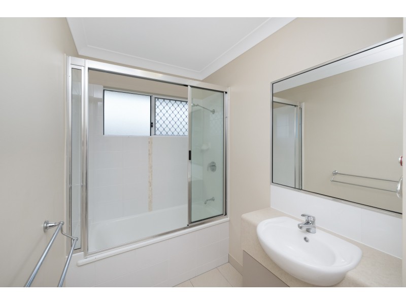 17 Mount Jagged Street, Deeragun QLD 4818