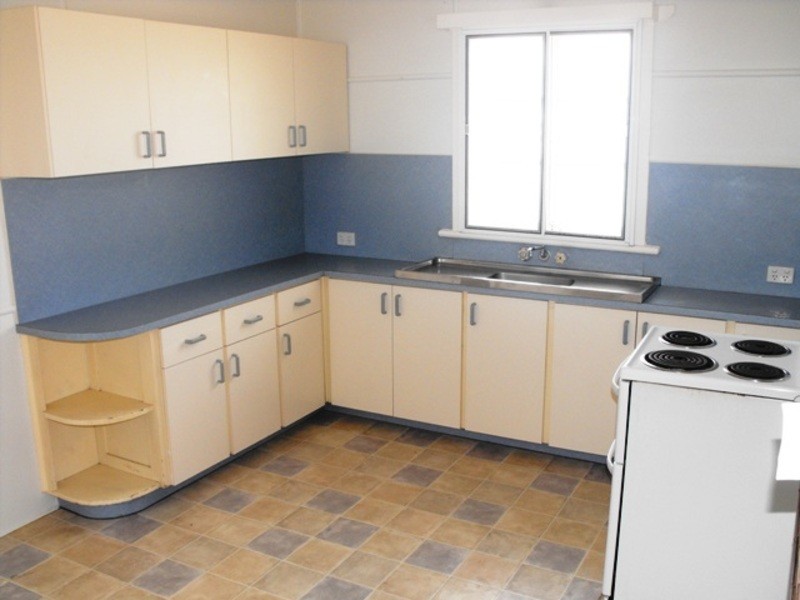 22 Haig Street, Pimlico QLD 4812