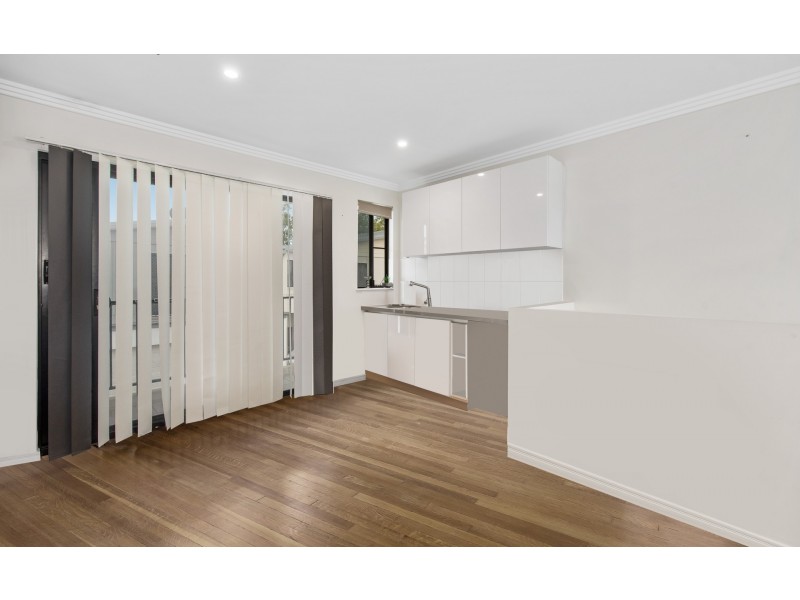 36B Riveredge Boulevard, Oonoonba QLD 4811