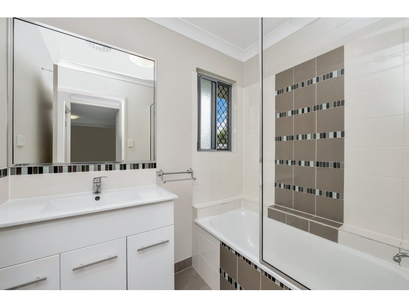 13 Elbridge Bend, Mount Louisa QLD 4814