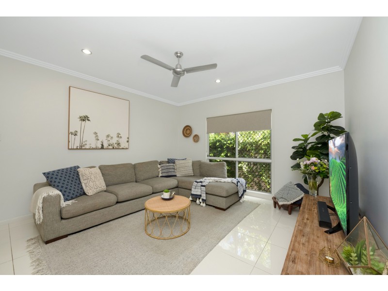 25 Leigh Street, West End QLD 4810