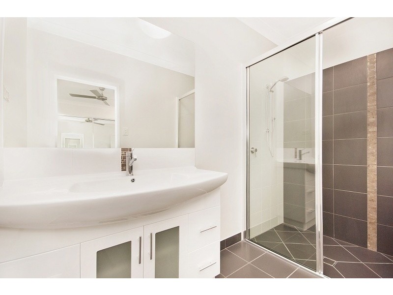 11 Sunning Street, Shaw QLD 4818