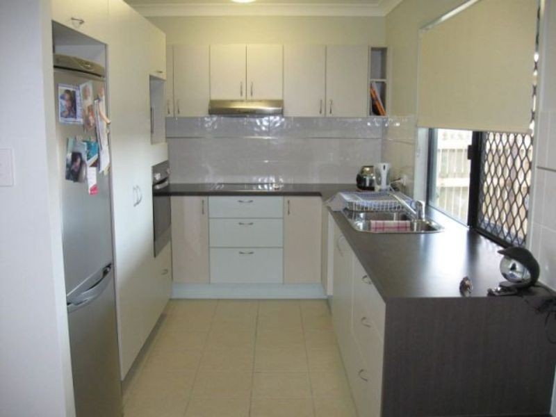 5 Fontwell Crescent, Mount Low QLD 4818