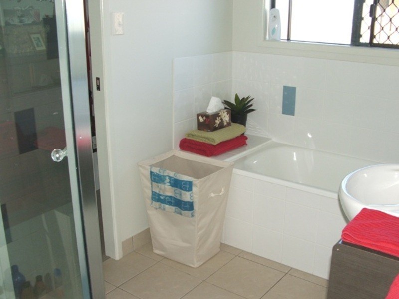 5 Fontwell Crescent, Mount Low QLD 4818