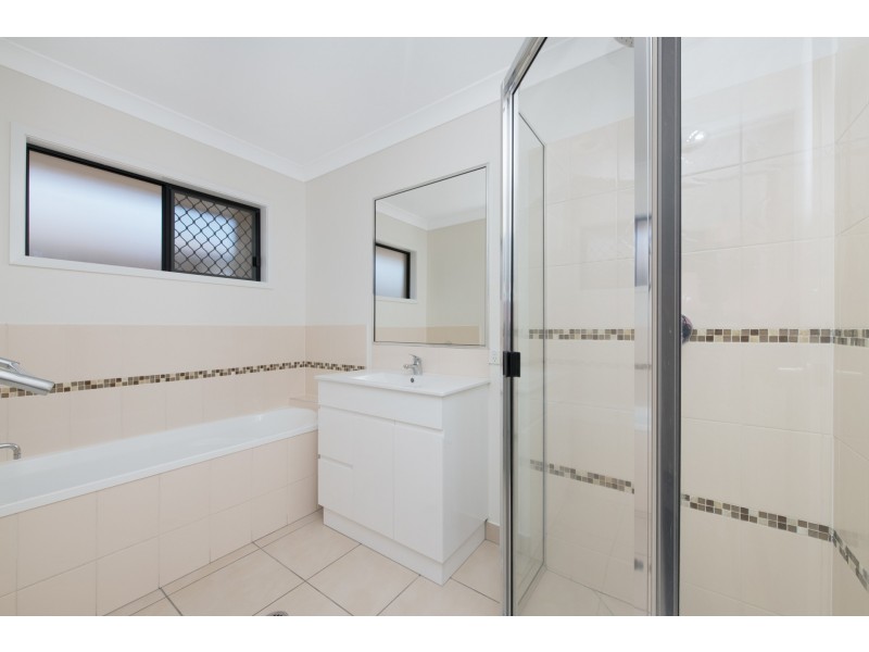 48 Kroymans Drive, Mount Louisa QLD 4814