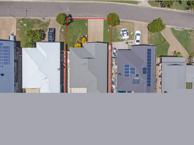 48 Kroymans Drive, Mount Louisa QLD 4814