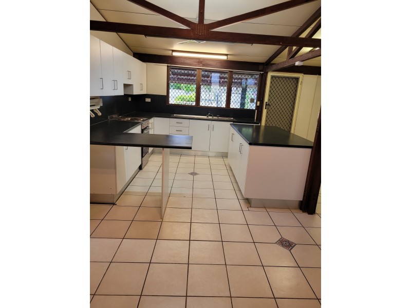 4 Rosemary Street, Kelso QLD 4815