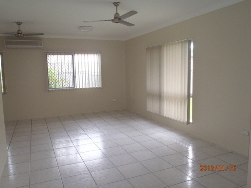 35  Wheeler Circuit, Kirwan QLD 4817