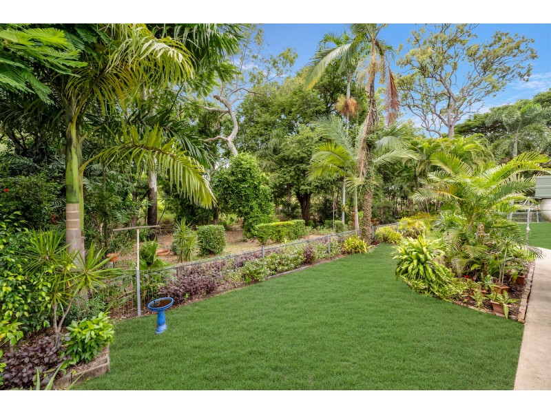 3 Elinga Court, Mount Louisa QLD 4814
